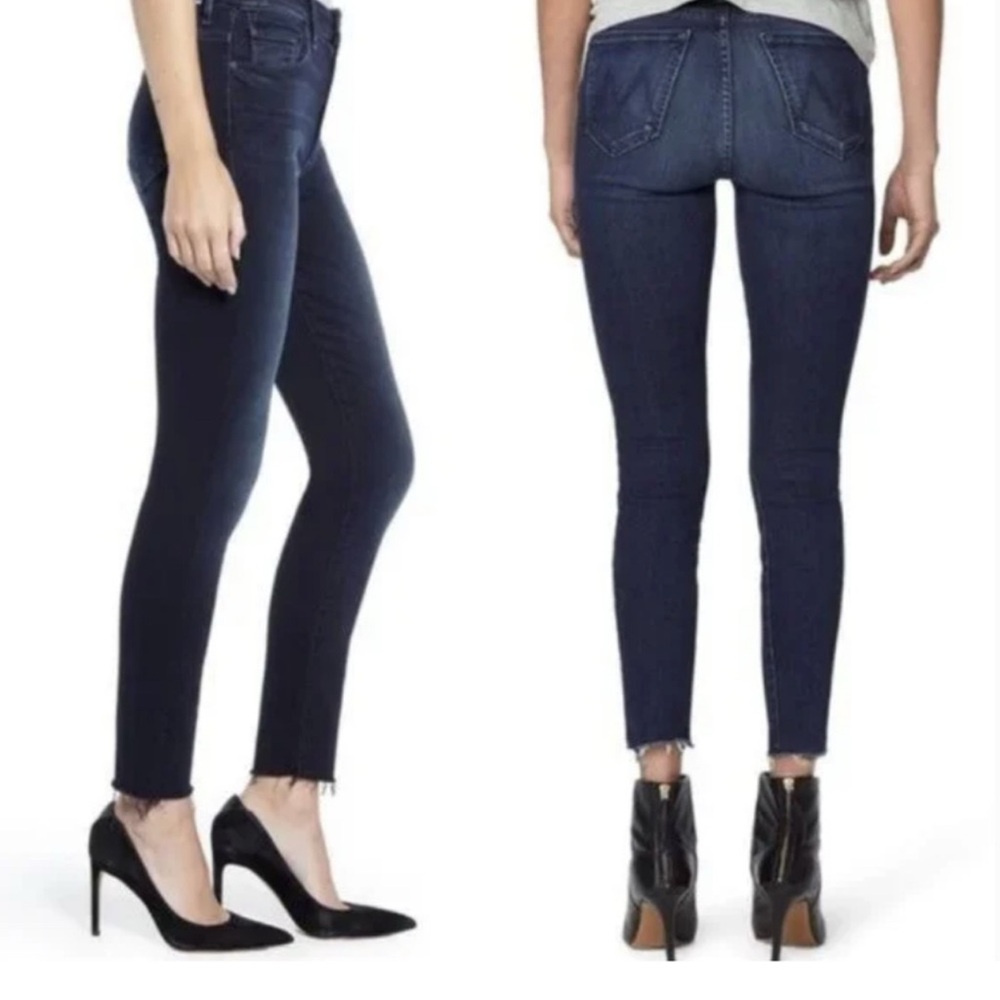 MOTHER Jeans The Looker in Untouched Wash size 26 Frayed Hem